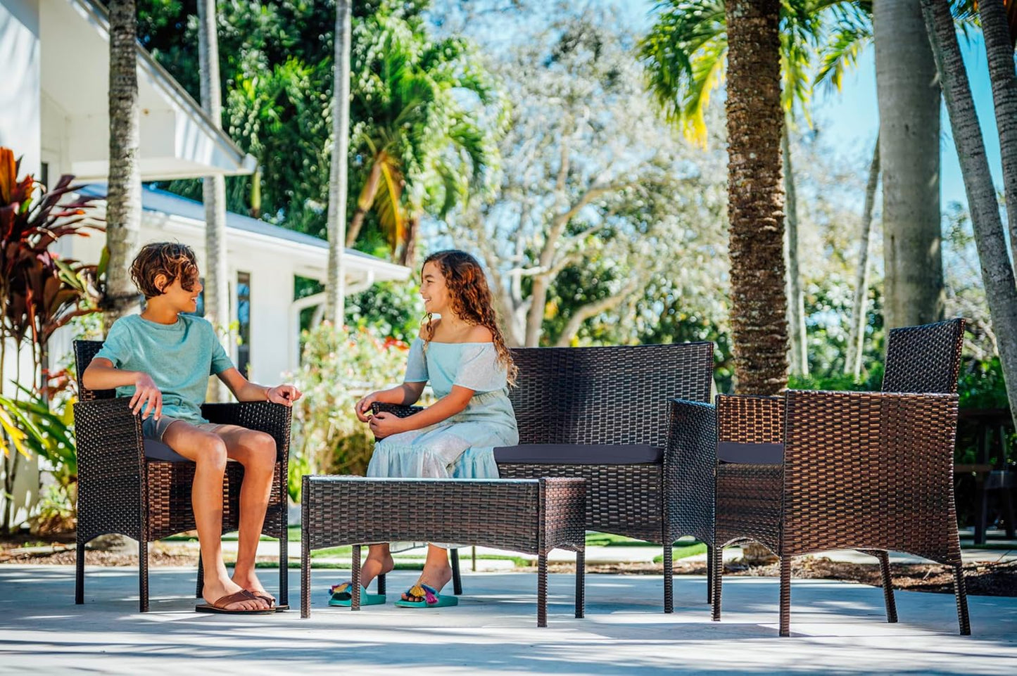 🪑🍹🌞 4-Piece Wicker Outdoor Set – Loveseat, Armchairs & Glass Table for Backyard